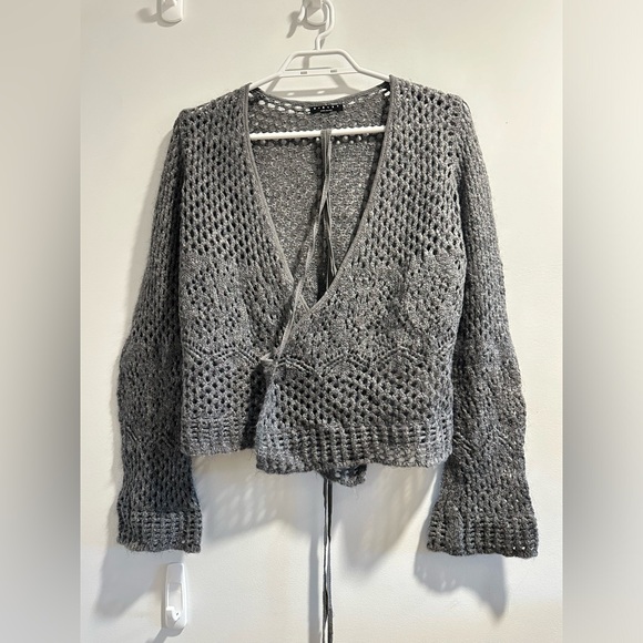 Sisley sweater - Picture 1 of 4